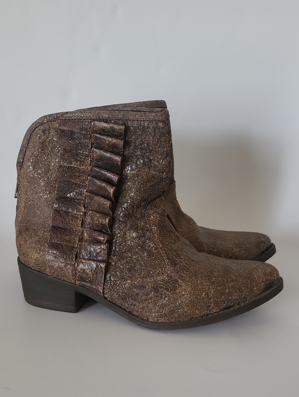 Betsey Johnson Seal Ruffled Brown Distressed Leather Western Ankle Booties